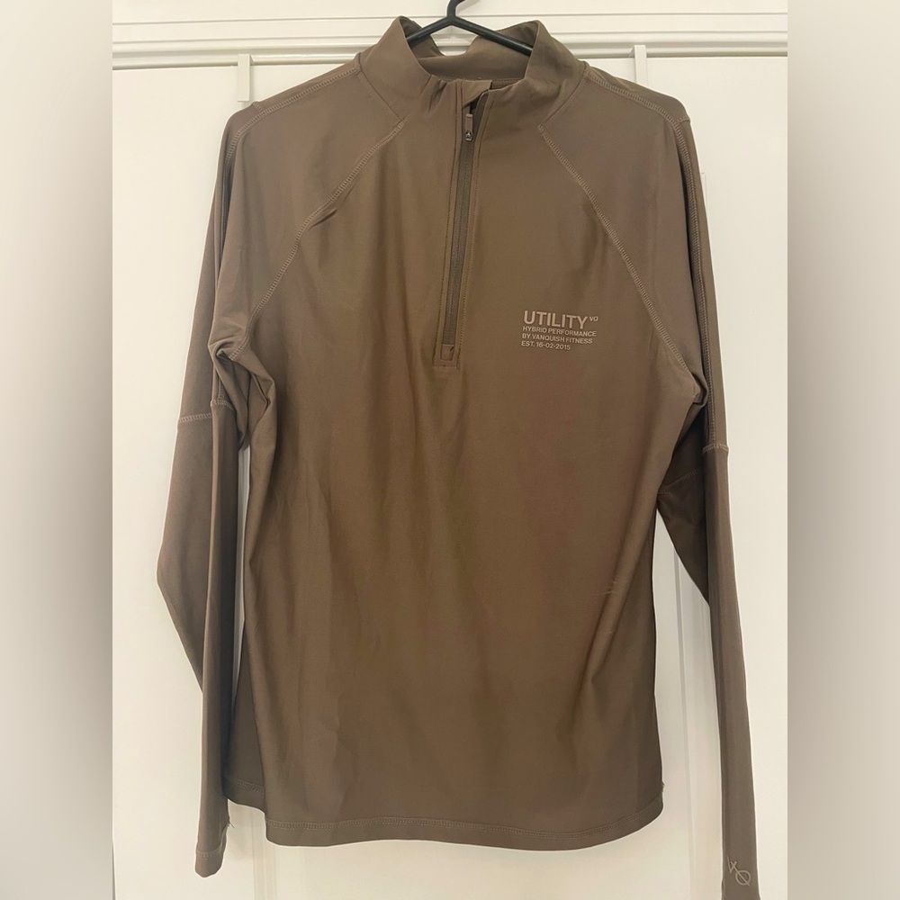 Vanquish Men’s L 1/4 zip performance jacket